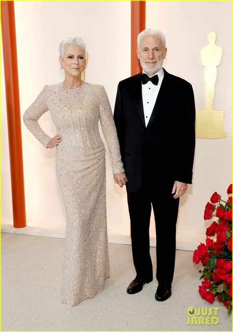 jamie lee curtis sexy|Oscar Nominee Jamie Lee Curtis’ Bikini Photos Are Everything